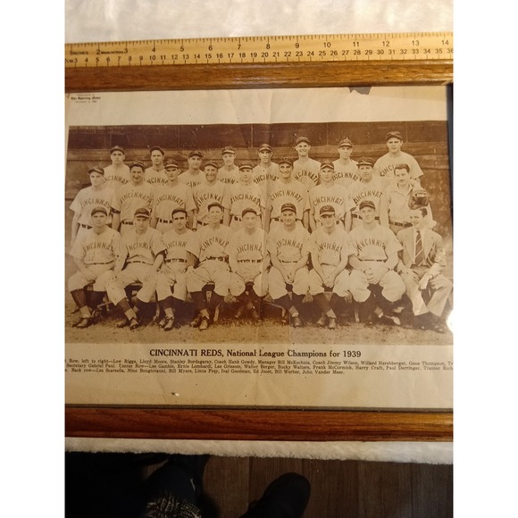 Vintage 1939 Cincinnati Reds National League Champions Sporting News Photo Frame